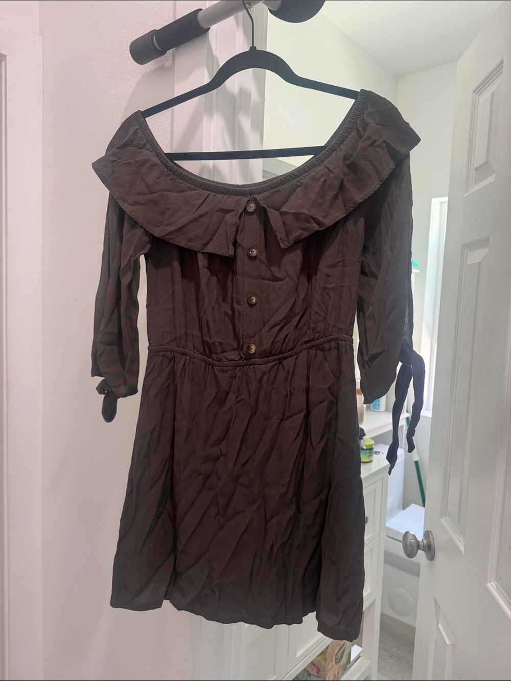 Off-Shoulder Brown Mini Dress with Ruffle Collar